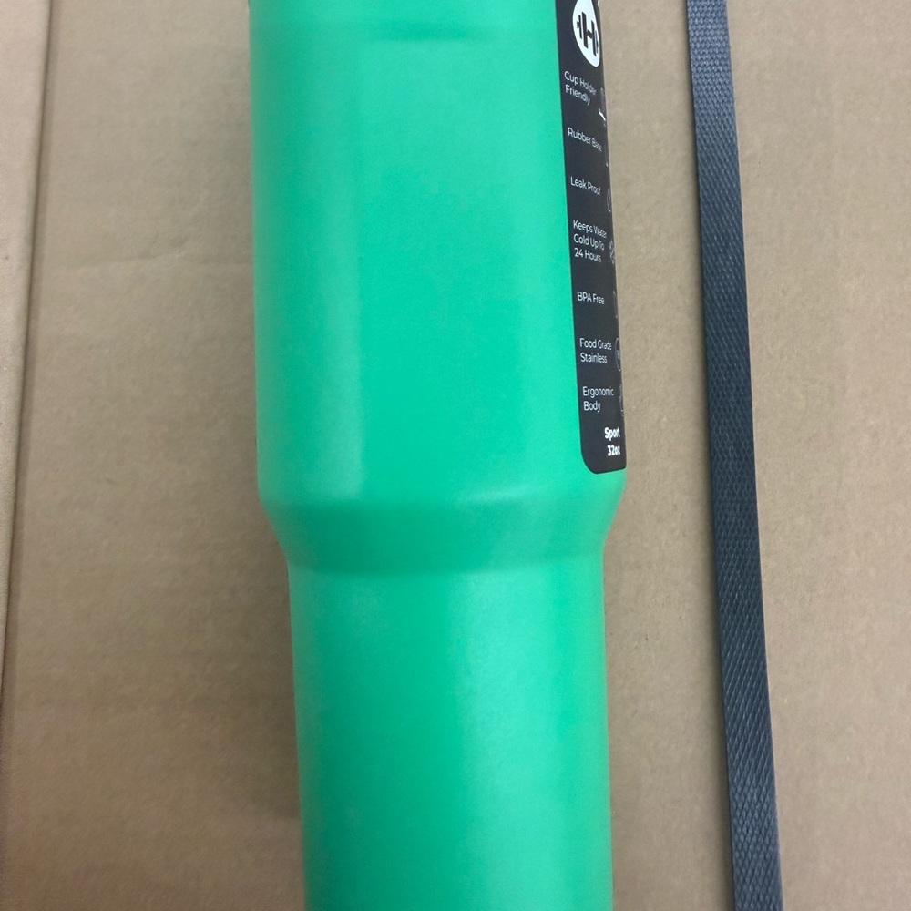 Hydrojug Clover 32 oz sports bottle